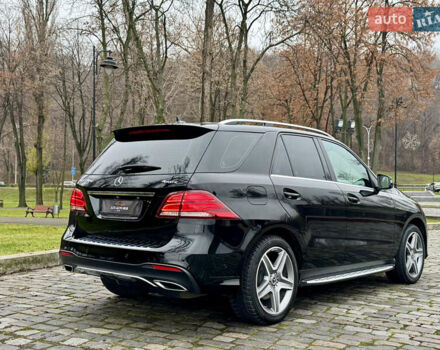 Чорний Мерседес ГЛЕ-Клас, об'ємом двигуна 2.14 л та пробігом 250 тис. км за 27555 $, фото 6 на Automoto.ua