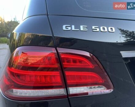 Мерседес ГЛЕ-Класс 2018 в Киеве на Automoto.ua Черный Мерседес ГЛЕ-Класс, объемом двигателя 4.66 л и пробегом 136 тыс. км за 28900 $, фото 7 на Automoto.ua