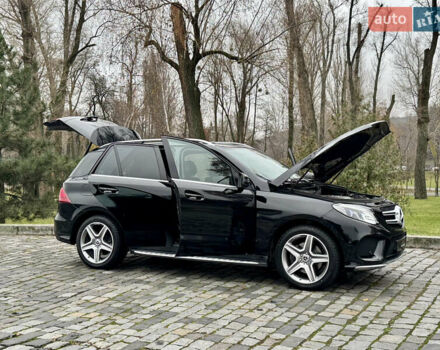 Чорний Мерседес ГЛЕ-Клас, об'ємом двигуна 2.14 л та пробігом 250 тис. км за 27555 $, фото 127 на Automoto.ua