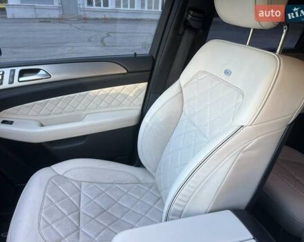 Мерседес ГЛЕ-Класс 2018 в Киеве на Automoto.ua Черный Мерседес ГЛЕ-Класс, объемом двигателя 4.66 л и пробегом 136 тыс. км за 28900 $, фото 20 на Automoto.ua