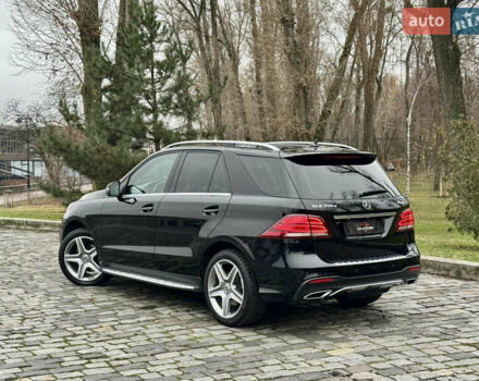 Чорний Мерседес ГЛЕ-Клас, об'ємом двигуна 2.14 л та пробігом 250 тис. км за 27555 $, фото 110 на Automoto.ua