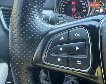 Мерседес ГЛЕ-Класс 2018 в Киеве на Automoto.ua Черный Мерседес ГЛЕ-Класс, объемом двигателя 4.66 л и пробегом 136 тыс. км за 28900 $, фото 8 на Automoto.ua