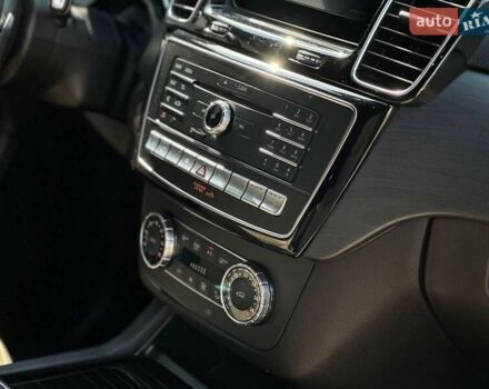 Черный Мерседес ГЛЕ-Класс, объемом двигателя 3.5 л и пробегом 48 тыс. км за 35000 $, фото 6 на Automoto.ua