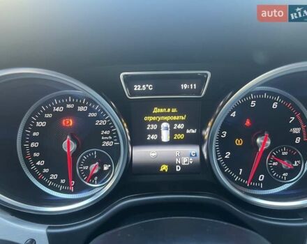 Мерседес ГЛЕ-Класс 2018 в Киеве на Automoto.ua Черный Мерседес ГЛЕ-Класс, объемом двигателя 4.66 л и пробегом 136 тыс. км за 28900 $, фото 17 на Automoto.ua