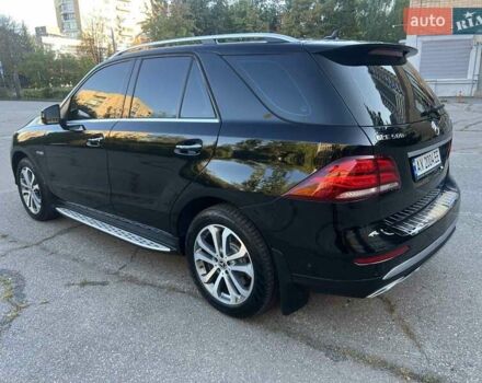 Мерседес ГЛЕ-Класс 2018 в Киеве на Automoto.ua Черный Мерседес ГЛЕ-Класс, объемом двигателя 4.66 л и пробегом 136 тыс. км за 28900 $, фото 4 на Automoto.ua