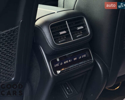 Черный Мерседес ГЛЕ-Класс, объемом двигателя 2.93 л и пробегом 169 тыс. км за 60000 $, фото 27 на Automoto.ua