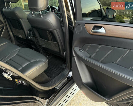 Мерседес ГЛЕ-Класс 2019 в Днепре (Днепропетровске) на Automoto.ua Черный Мерседес ГЛЕ-Класс, объемом двигателя 3 л и пробегом 59 тыс. км за 48600 $, фото 24 на Automoto.ua