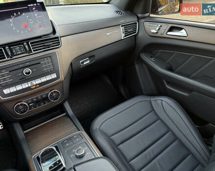 Мерседес ГЛЕ-Класс 2019 в Днепре (Днепропетровске) на Automoto.ua Черный Мерседес ГЛЕ-Класс, объемом двигателя 3 л и пробегом 59 тыс. км за 48600 $, фото 26 на Automoto.ua