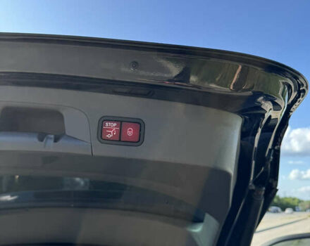 Черный Мерседес ГЛЕ-Класс, объемом двигателя 1.95 л и пробегом 71 тыс. км за 49999 $, фото 23 на Automoto.ua