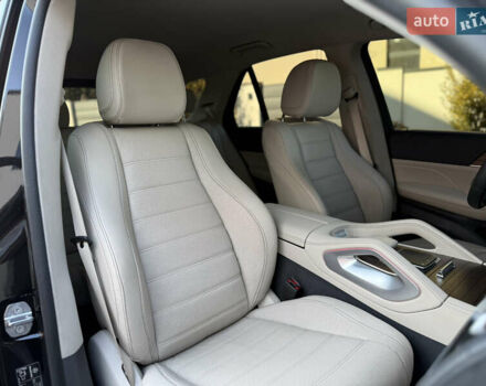 Черный Мерседес ГЛЕ-Класс, объемом двигателя 3 л и пробегом 125 тыс. км за 56900 $, фото 63 на Automoto.ua