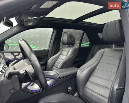 Черный Мерседес ГЛЕ-Класс, объемом двигателя 3.98 л и пробегом 119 тыс. км за 55500 $, фото 9 на Automoto.ua