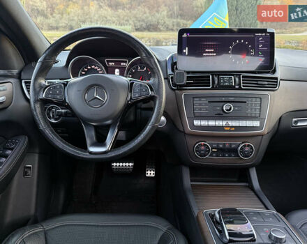 Мерседес ГЛЕ-Класс 2019 в Днепре (Днепропетровске) на Automoto.ua Черный Мерседес ГЛЕ-Класс, объемом двигателя 3 л и пробегом 59 тыс. км за 48600 $, фото 25 на Automoto.ua