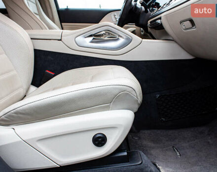 Черный Мерседес ГЛЕ-Класс, объемом двигателя 2.93 л и пробегом 117 тыс. км за 57500 $, фото 44 на Automoto.ua