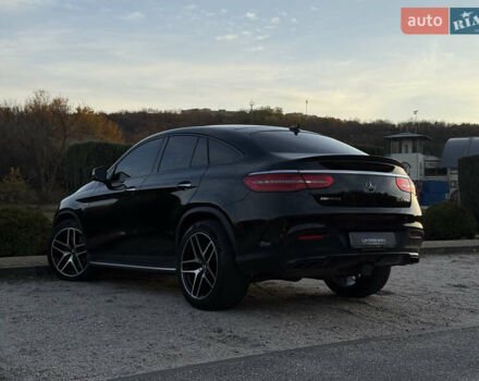 Мерседес ГЛЕ-Класс 2019 в Днепре (Днепропетровске) на Automoto.ua Черный Мерседес ГЛЕ-Класс, объемом двигателя 3 л и пробегом 59 тыс. км за 48600 $, фото 8 на Automoto.ua