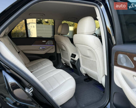 Черный Мерседес ГЛЕ-Класс, объемом двигателя 3 л и пробегом 125 тыс. км за 56900 $, фото 61 на Automoto.ua