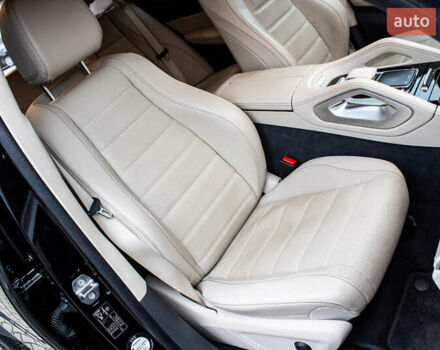 Черный Мерседес ГЛЕ-Класс, объемом двигателя 2.93 л и пробегом 117 тыс. км за 57500 $, фото 45 на Automoto.ua