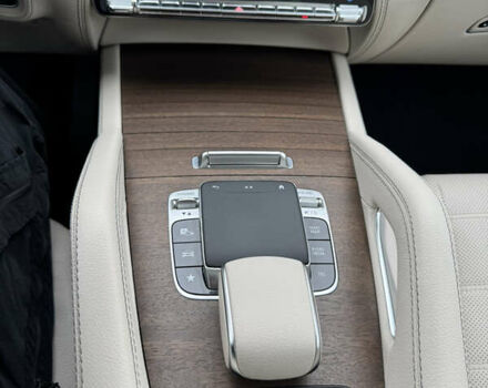 Мерседес ГЛЕ-Класс 2020 в Киеве на Automoto.ua Черный Мерседес ГЛЕ-Класс, объемом двигателя 2 л и пробегом 112 тыс. км за 46000 $, фото 18 на Automoto.ua