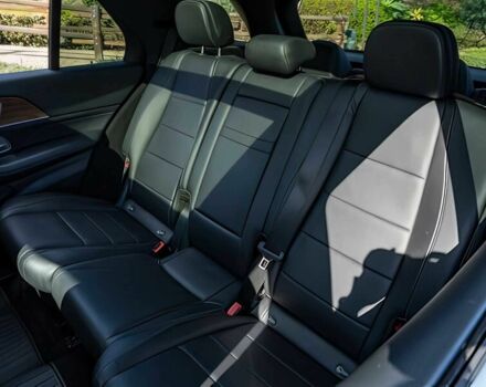 Черный Мерседес ГЛЕ-Класс, объемом двигателя 2 л и пробегом 16 тыс. км за 50000 $, фото 12 на Automoto.ua