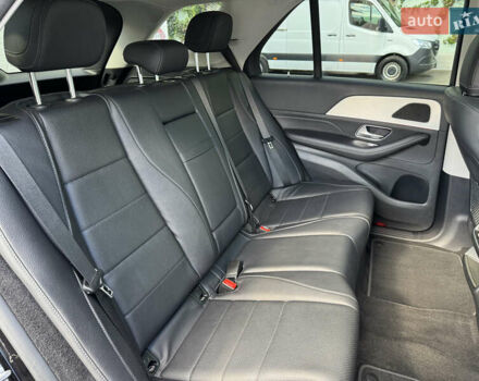 Черный Мерседес ГЛЕ-Класс, объемом двигателя 1.95 л и пробегом 96 тыс. км за 64996 $, фото 34 на Automoto.ua