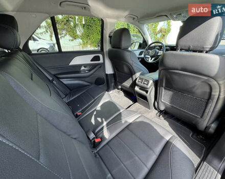 Черный Мерседес ГЛЕ-Класс, объемом двигателя 1.95 л и пробегом 96 тыс. км за 64996 $, фото 33 на Automoto.ua