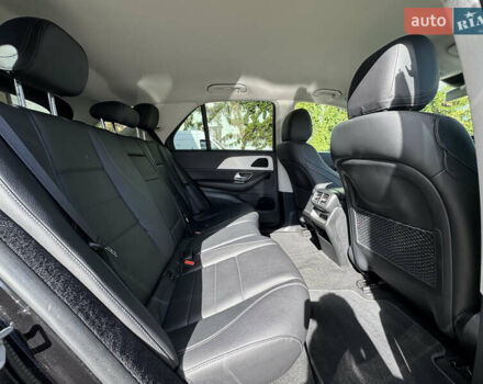 Черный Мерседес ГЛЕ-Класс, объемом двигателя 1.95 л и пробегом 96 тыс. км за 64996 $, фото 32 на Automoto.ua