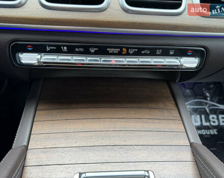 Черный Мерседес ГЛЕ-Класс, объемом двигателя 1.95 л и пробегом 65 тыс. км за 77700 $, фото 33 на Automoto.ua