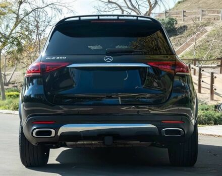 Черный Мерседес ГЛЕ-Класс, объемом двигателя 2 л и пробегом 16 тыс. км за 50000 $, фото 4 на Automoto.ua