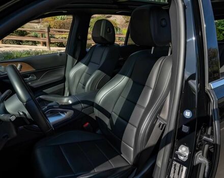 Черный Мерседес ГЛЕ-Класс, объемом двигателя 2 л и пробегом 16 тыс. км за 50000 $, фото 7 на Automoto.ua