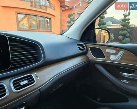 Черный Мерседес ГЛЕ-Класс, объемом двигателя 2.93 л и пробегом 94 тыс. км за 67000 $, фото 45 на Automoto.ua