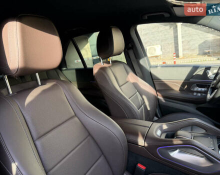 Черный Мерседес ГЛЕ-Класс, объемом двигателя 1.95 л и пробегом 60 тыс. км за 65000 $, фото 49 на Automoto.ua