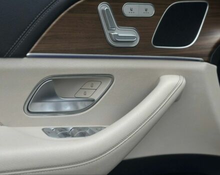 Черный Мерседес ГЛЕ-Класс, объемом двигателя 2 л и пробегом 65 тыс. км за 72800 $, фото 21 на Automoto.ua