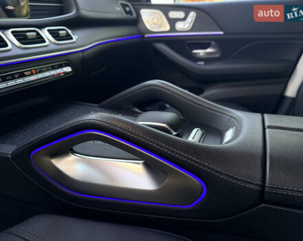 Мерседес ГЛЕ-Класс 2022 в Киеве на Automoto.ua Черный Мерседес ГЛЕ-Класс, объемом двигателя 2.93 л и пробегом 78 тыс. км за 80000 $, фото 25 на Automoto.ua