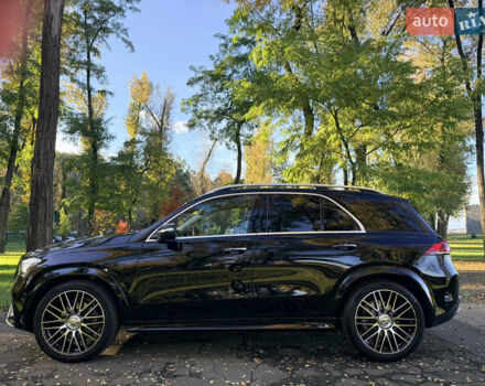 Мерседес ГЛЕ-Класс 2022 в Киеве на Automoto.ua Черный Мерседес ГЛЕ-Класс, объемом двигателя 2.93 л и пробегом 78 тыс. км за 80000 $, фото 45 на Automoto.ua