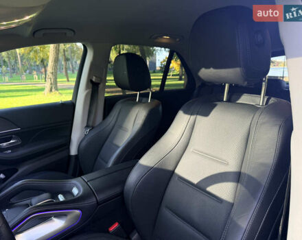 Мерседес ГЛЕ-Класс 2022 в Киеве на Automoto.ua Черный Мерседес ГЛЕ-Класс, объемом двигателя 2.93 л и пробегом 78 тыс. км за 80000 $, фото 21 на Automoto.ua