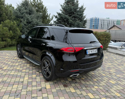 Черный Мерседес ГЛЕ-Класс, объемом двигателя 1.99 л и пробегом 32 тыс. км за 78999 $, фото 19 на Automoto.ua