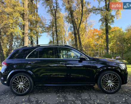 Мерседес ГЛЕ-Класс 2022 в Киеве на Automoto.ua Черный Мерседес ГЛЕ-Класс, объемом двигателя 2.93 л и пробегом 78 тыс. км за 80000 $, фото 44 на Automoto.ua