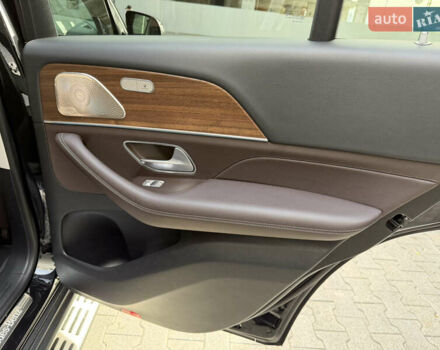 Черный Мерседес ГЛЕ-Класс, объемом двигателя 1.99 л и пробегом 48 тыс. км за 77500 $, фото 41 на Automoto.ua