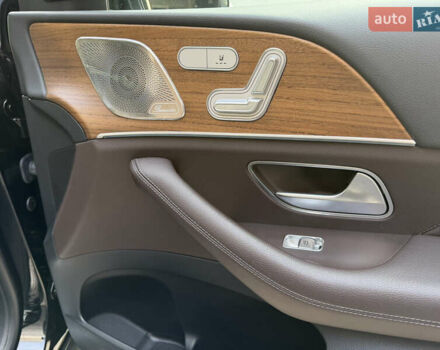 Черный Мерседес ГЛЕ-Класс, объемом двигателя 1.99 л и пробегом 48 тыс. км за 77500 $, фото 40 на Automoto.ua