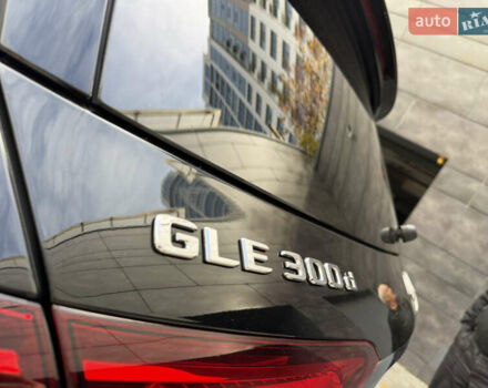 Черный Мерседес ГЛЕ-Класс, объемом двигателя 1.99 л и пробегом 48 тыс. км за 77500 $, фото 34 на Automoto.ua