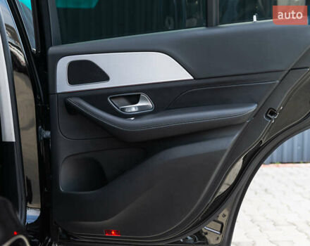 Черный Мерседес ГЛЕ-Класс, объемом двигателя 1.95 л и пробегом 39 тыс. км за 75000 $, фото 30 на Automoto.ua