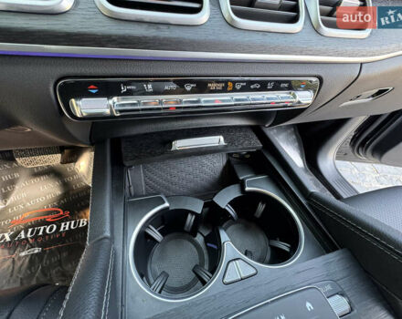 Черный Мерседес ГЛЕ-Класс, объемом двигателя 1.99 л и пробегом 43 тыс. км за 89999 $, фото 24 на Automoto.ua