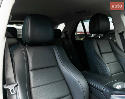 Черный Мерседес ГЛЕ-Класс, объемом двигателя 1.95 л и пробегом 39 тыс. км за 75000 $, фото 34 на Automoto.ua