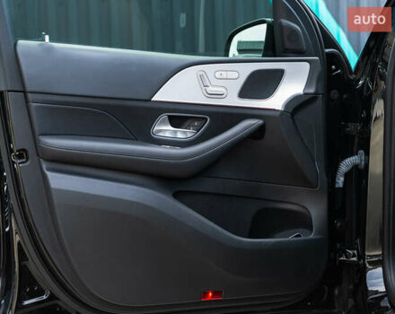 Черный Мерседес ГЛЕ-Класс, объемом двигателя 1.95 л и пробегом 39 тыс. км за 75000 $, фото 25 на Automoto.ua