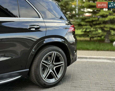 Черный Мерседес ГЛЕ-Класс, объемом двигателя 2 л и пробегом 4 тыс. км за 70000 $, фото 4 на Automoto.ua