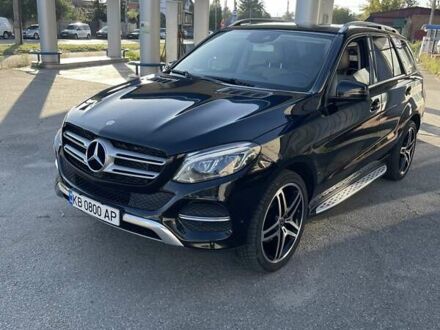 Мерседес ГЛЕ-Класс 2015 в Хмельницком на Automoto.ua Черный Мерседес ГЛЕ-Класс, объемом двигателя 2.99 л и пробегом 251 тыс. км за 33719 $, фото 1 на Automoto.ua
