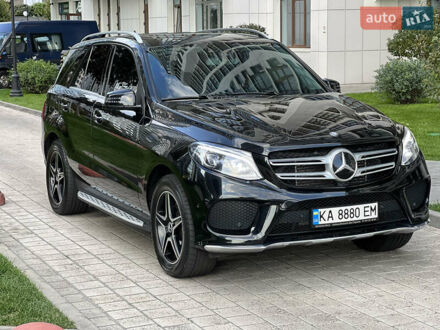 Мерседес ГЛЕ-Класс 2015 в Киеве на Automoto.ua Черный Мерседес ГЛЕ-Класс, объемом двигателя 3 л и пробегом 255 тыс. км за 33000 $, фото 1 на Automoto.ua