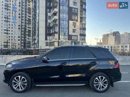 Мерседес ГЛЕ-Класс 2015 в Киеве на Automoto.ua Черный Мерседес ГЛЕ-Класс, объемом двигателя 3 л и пробегом 208 тыс. км за 28400 $, фото 1 на Automoto.ua