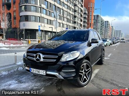 Мерседес ГЛЕ-Класс 2016 в Киеве на Automoto.ua Черный Мерседес ГЛЕ-Класс, объемом двигателя 3.5 л и пробегом 141 тыс. км за 31300 $, фото 1 на Automoto.ua
