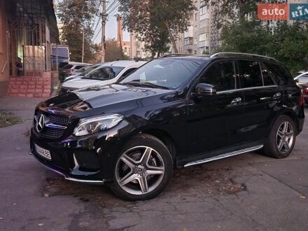 Черный Мерседес ГЛЕ-Класс, объемом двигателя 3.5 л и пробегом 160 тыс. км за 30000 $, фото 1 на Automoto.ua