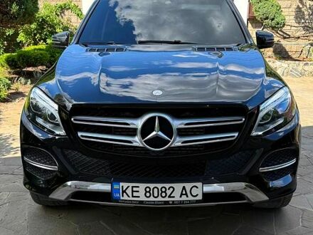 Черный Мерседес ГЛЕ-Класс, объемом двигателя 2.1 л и пробегом 250 тыс. км за 27000 $, фото 1 на Automoto.ua